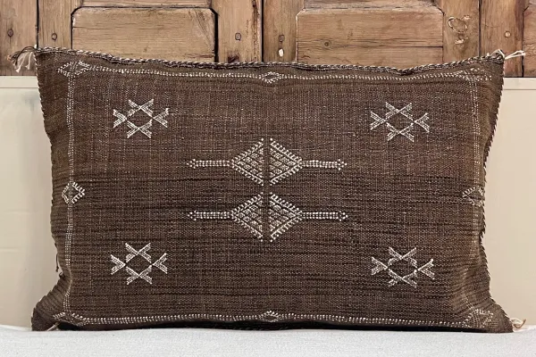 Sabra Kussen uit Marokko bruin 60cm x 40cm incl vulling nr.61220