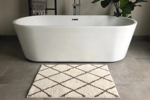 Sale Badmat beni ouarain patroon (80cm x 60cm) wit met bruin, incl. antislip (badmat heeft een vlek)