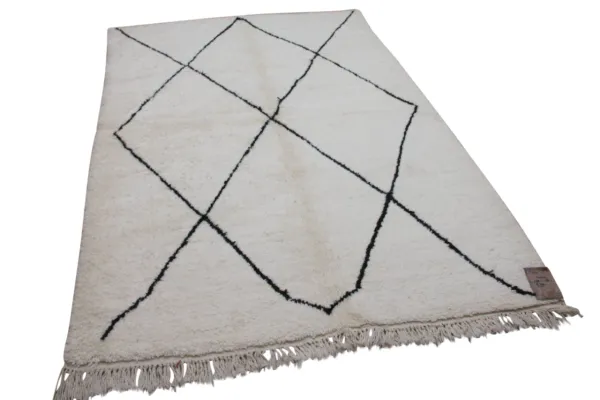 Beni ouarain 15242 258cm x 178cm (roze stipje, zie foto's)