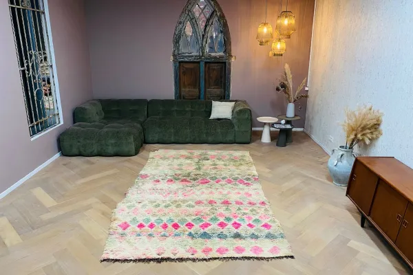 SALE beni mguild 10539 290cm x 170cm rand is beschadigd zie foto