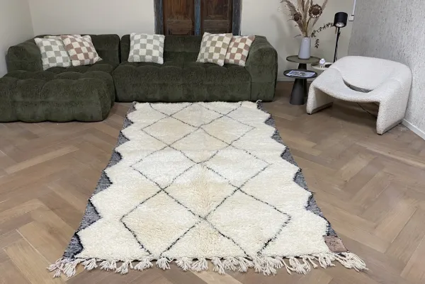 Beni ourain 15248 261cm x 156cm