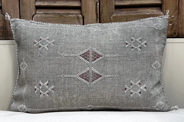 Sabra Kussen uit Marokko grijs 60cm x 40cm incl vulling nr.93394