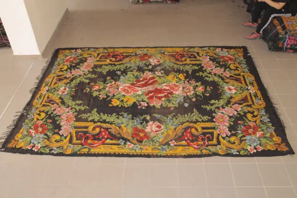 Rozenkelim authentiek, handgeweven in Moldavië 43148 351cm x 251cm verwacht in November