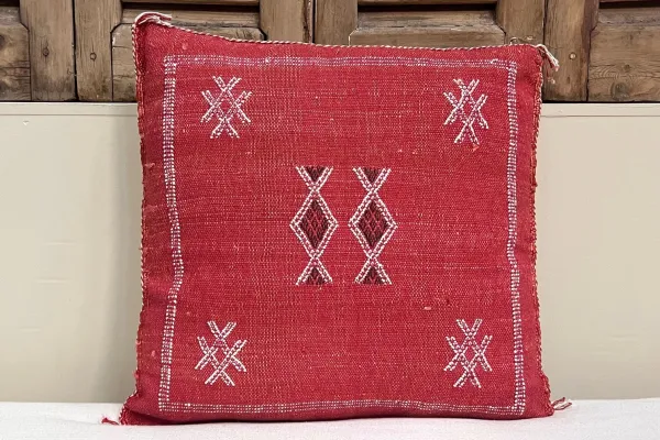 Sabra Kussen uit Marokko rood 45cm x 45cm incl vulling nr.64123