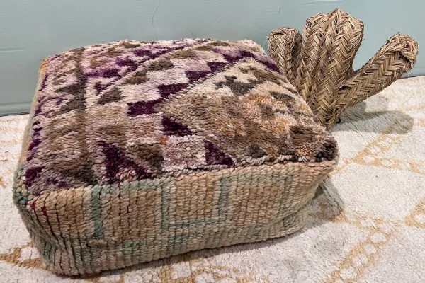 Marokkaanse Poef nr.94038 60cm x 60cm x 25cm vulling is inclusief!