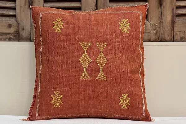 Sabra Kussen uit Marokko oranje / rood 45cm x 45cm incl vulling nr.94159