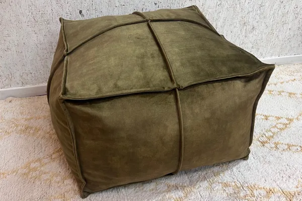 SALE Velvet poef olijfgroen 60cm x 60cm x 40cm hoog