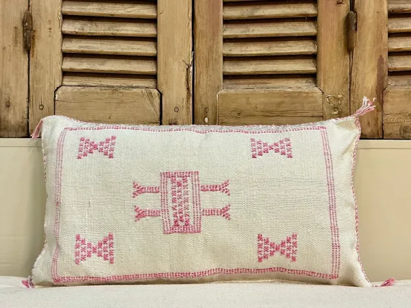 Sabra Kussen uit Marokko wit  60cm x 40cm incl vulling nr.62692