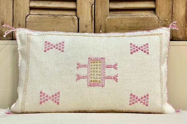 Sabra Kussen uit Marokko wit  60cm x 40cm incl vulling nr.62694