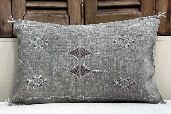 Sabra Kussen uit Marokko grijs 60cm x 40cm incl vulling nr.93395