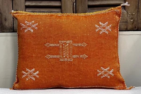Sabra Kussen uit Marokko oranje 60cm x 40cm incl vulling nr.93399