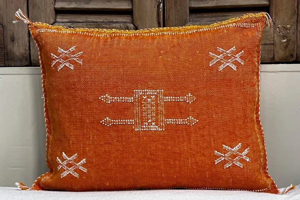 Sabra Kussen uit Marokko oranje 60cm x 40cm incl vulling nr.93400