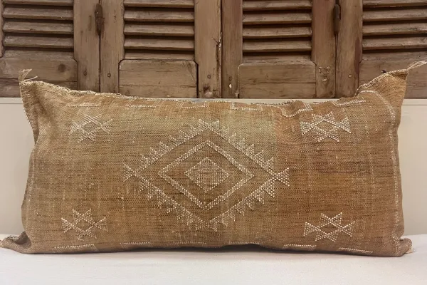 Sabra Kussen uit Marokko Bruin 100cm x 50cm incl vulling nr.63009