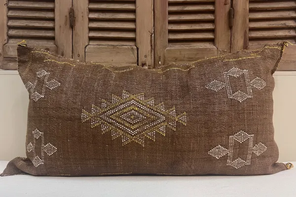 Sabra Kussen uit Marokko Bruin 100cm x 50cm incl vulling nr.63011