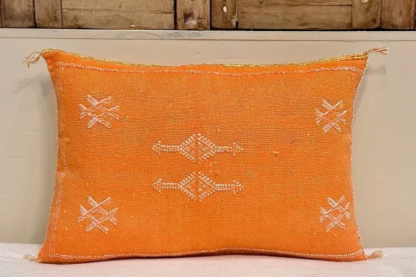 Sabra Kussen uit Marokko oranje 60cm x 40cm incl vulling nr.93348