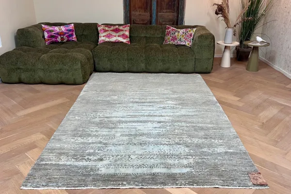 Handgeknoopt vloerkleed 10474 270cm x 179cm