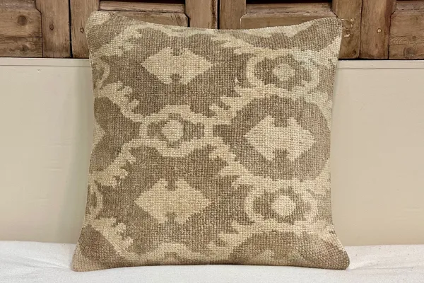 Kelim kussen uit Turkije 50cm x 50cm incl binnenkussen Nr.16040