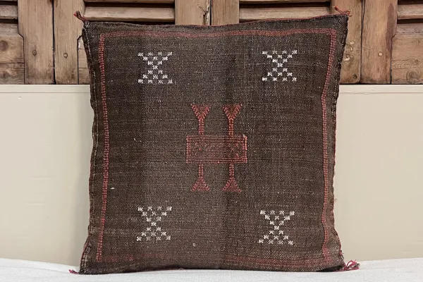 Sabra Kussen uit Marokko bruin 45cm x 45cm incl vulling nr.64033