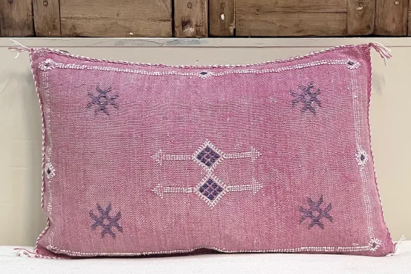 Sabra Kussen uit Marokko roze 60cm x 40cm incl vulling nr.93265