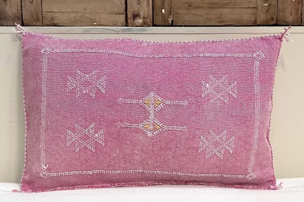 Sabra Kussen uit Marokko roze 60cm x 40cm incl vulling nr.93271