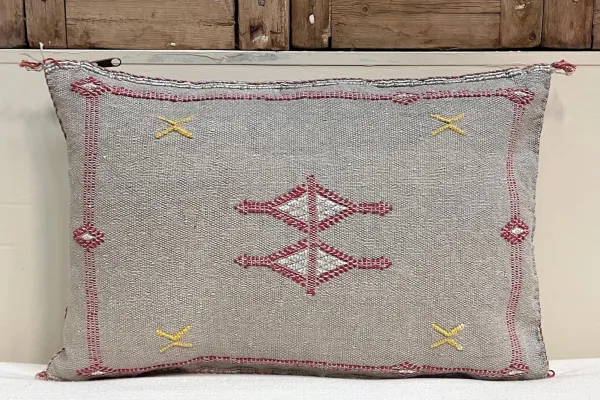 Sabra Kussen uit Marokko grijs 60cm x 40cm incl vulling nr.93289
