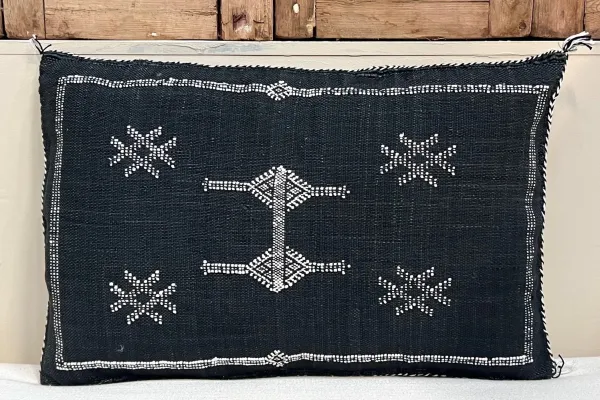 Sabra Kussen uit Marokko zwart 60cm x 40cm incl vulling nr.93316