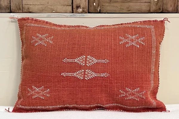 Sabra Kussen uit Marokko rood 60cm x 40cm incl vulling nr.93327