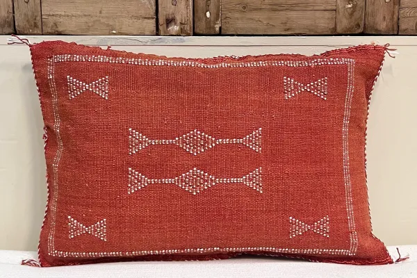 Sabra Kussen uit Marokko rood 60cm x 40cm incl vulling nr.93329