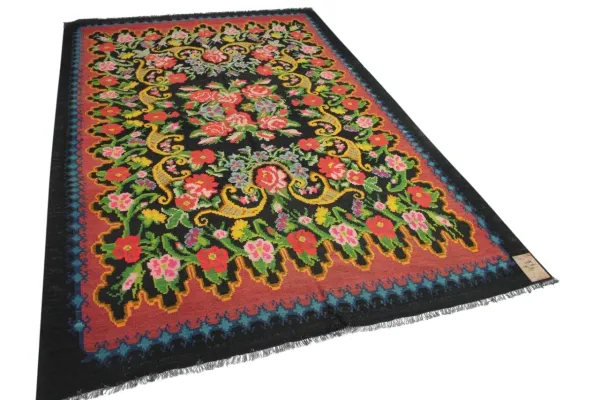 Rozenkelim authentiek, handgeweven in Moldavie  293cm x 200cm  