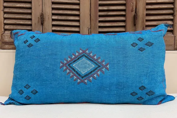 Sabra Kussen uit Marokko blauw 100cm x 50cm incl vulling nr.56205