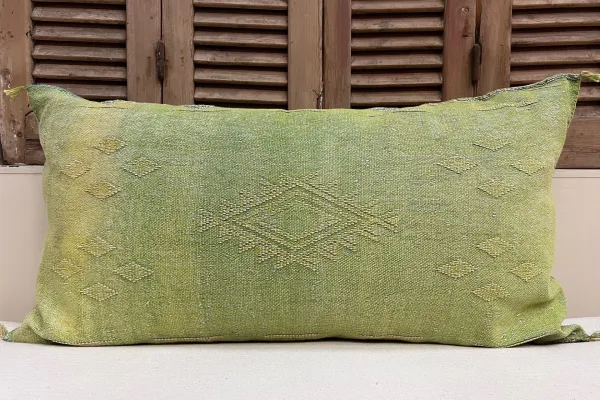Sabra Kussen uit Marokko groen 100cm x 50cm incl vulling nr.56218