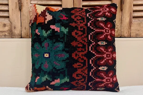 rozenkelim kussen nr.18131 50cm x 50cm incl binnenkussen 