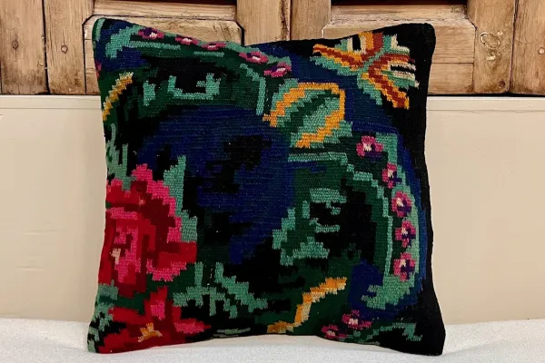 rozenkelim kussen nr.19105 40cm x 40cm incl binnenkussen 