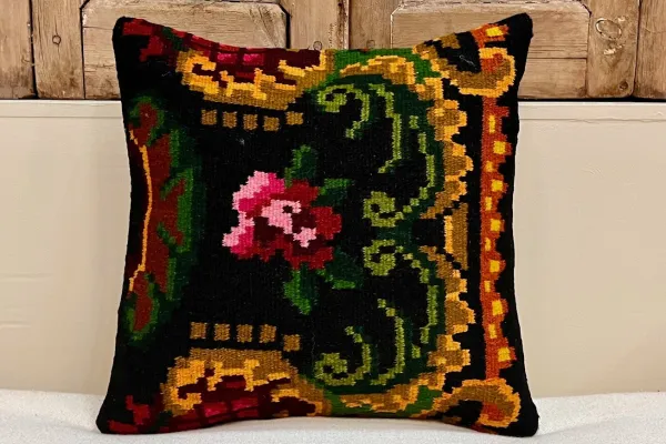 rozenkelim kussen nr.19109 40cm x 40cm incl binnenkussen 