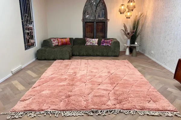 VERKOCHT! Beni ouarain vloerkleed Maatwerk mogelijk