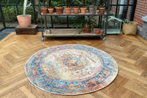 Rond vloerkleed met zachte pool, natuurtinten, Ø 160cm kleed heeft zwarte vlek op achterkant