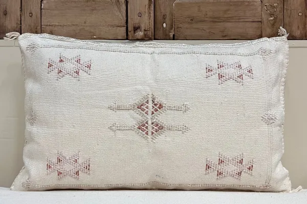 Sabra Kussen uit Marokko wit 60cm x 40cm incl vulling nr.61115