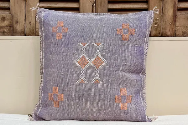 Sabra Kussen uit Marokko paars 45cm x 45cm incl vulling nr.94023