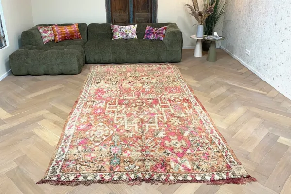 SALE beni mguild vloerkleed 12497 326cm x 174cm (dit kleed heeft een gaatje)