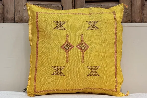 Sabra Kussen uit Marokko geel 45cm x 45cm incl vulling nr.94102