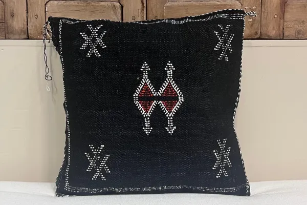 Sabra Kussen uit Marokko zwart 45cm x 45cm incl vulling nr.64070