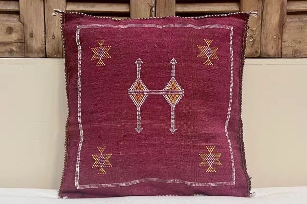Sabra Kussen uit Marokko aubergine 45cm x 45cm incl vulling nr.64073