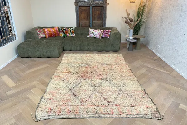 SALE oud beni mguild vloerkleed 62329 280cm x 190cm  