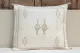 SALE Sabra Kussen uit Marokko wit 45cm x 45cm incl vulling nr.64102 (kussen heeft een vlek)