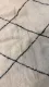 SALE Rond beni ouarain vloerkleed 240cm doorsnee kleed heeft een vlekje en strepen