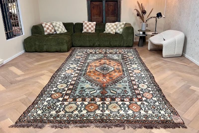 SALE beni mguild  44220 378cm x 192cm (kleed heeft kleine gaatjes, zie foto's)
